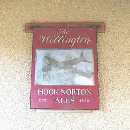 Immaculate 1-Bed Cottage In Moreton In Marsh Luaran gambar
