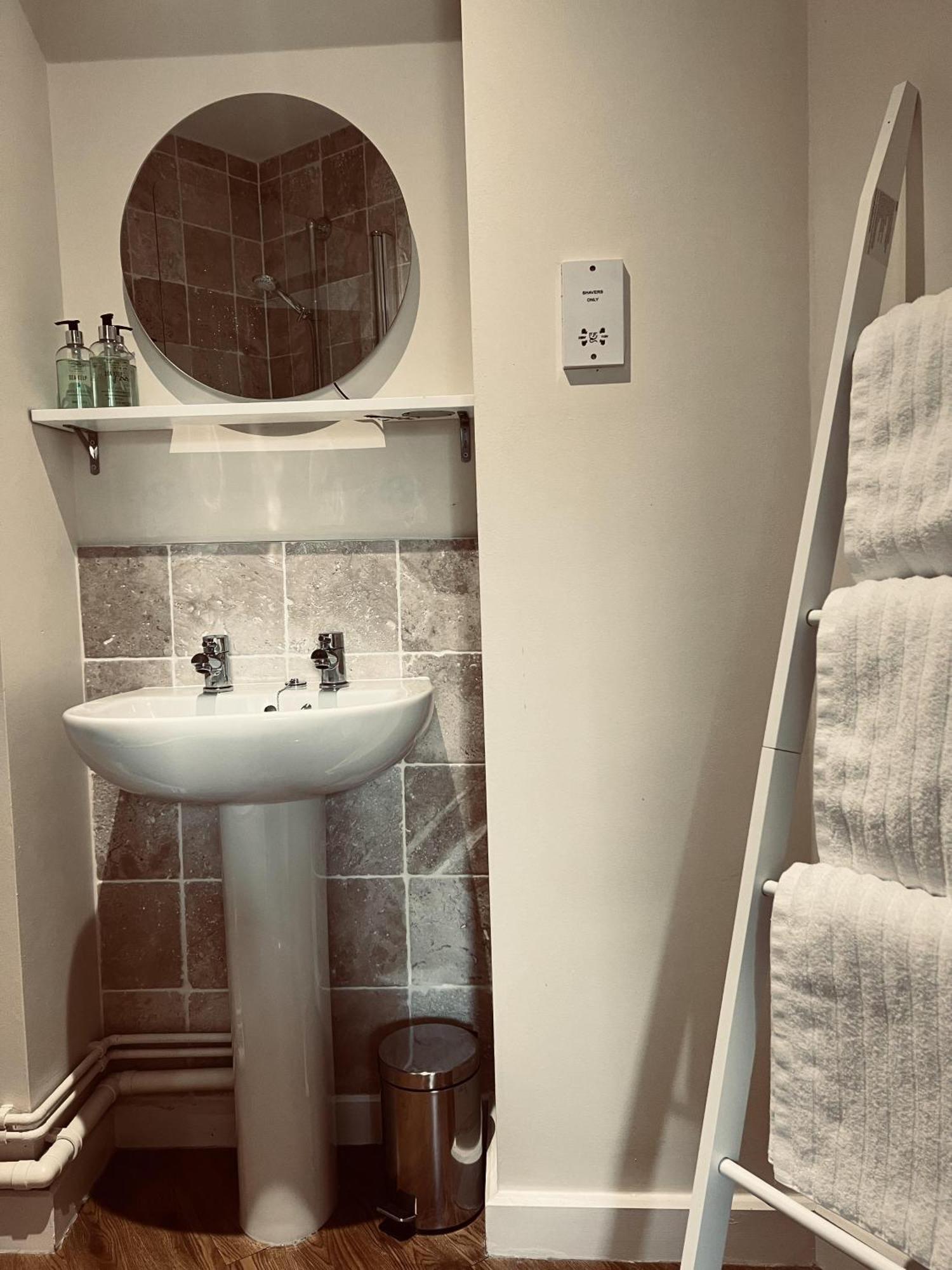 Immaculate 1-Bed Cottage In Moreton In Marsh Luaran gambar
